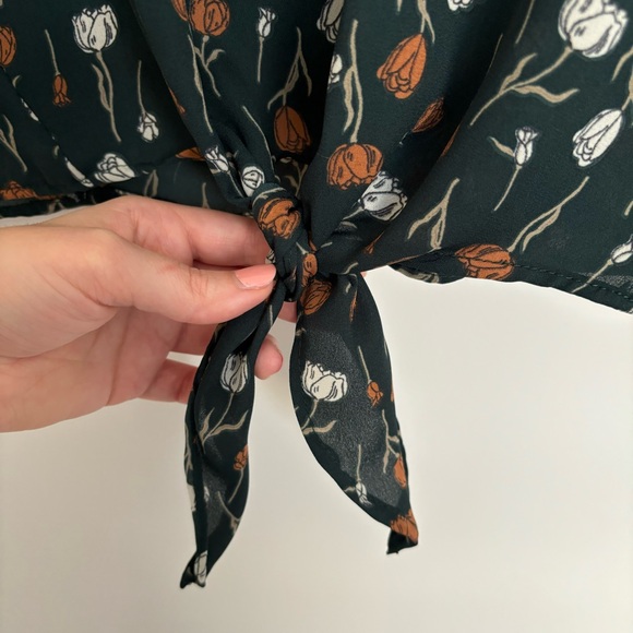 Floral Chiffon Blouse - Picture 3 of 3